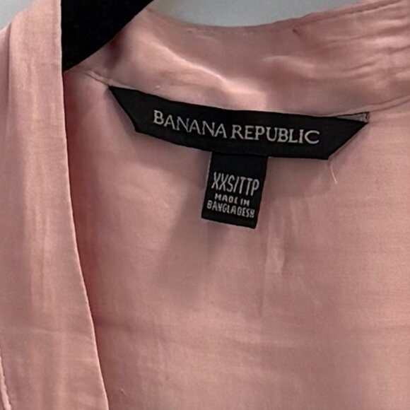 Banana Republic Pink Silk Blouse – XXS - Picture 2 of 3